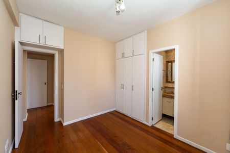 Apartamento para alugar com 150m², 3 quartos e 2 vagasSuíte 1