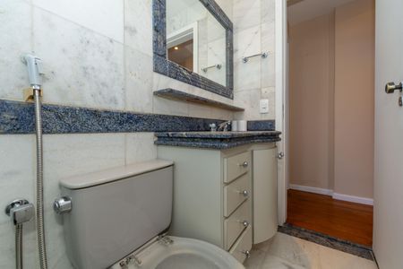 Apartamento para alugar com 150m², 3 quartos e 2 vagasBanheiro