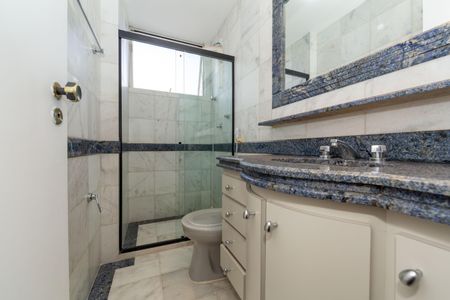 Apartamento para alugar com 150m², 3 quartos e 2 vagasBanheiro