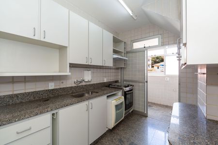 Apartamento para alugar com 150m², 3 quartos e 2 vagasCozinha