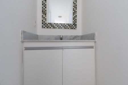 Apartamento à venda com 75m², 3 quartos e 2 vagas Apartamento à venda com 75m², 3 quartos e 2 vagasBanheiro Social