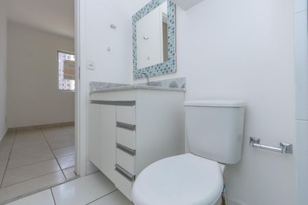 Apartamento à venda com 75m², 3 quartos e 2 vagas Apartamento à venda com 75m², 3 quartos e 2 vagasBanheiro da Suíte