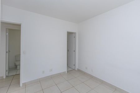 Apartamento à venda com 75m², 3 quartos e 2 vagas Apartamento à venda com 75m², 3 quartos e 2 vagasSuíte