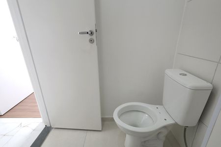 Apartamento para alugar com 34m², 2 quartos e sem vaga Apartamento para alugar com 34m², 2 quartos e sem vagaBanheiro