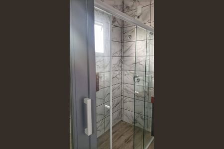 Casa de condomínio para alugar com 330m², 4 quartos e 4 vagas Casa de condomínio para alugar com 330m², 4 quartos e 4 vagasBanheiro