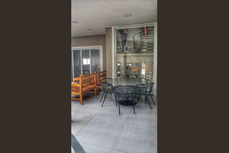 Casa de condomínio para alugar com 330m², 4 quartos e 4 vagas Casa de condomínio para alugar com 330m², 4 quartos e 4 vagasÁrea Externa