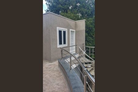 Casa de condomínio para alugar com 330m², 4 quartos e 4 vagas Casa de condomínio para alugar com 330m², 4 quartos e 4 vagasÁrea Externa