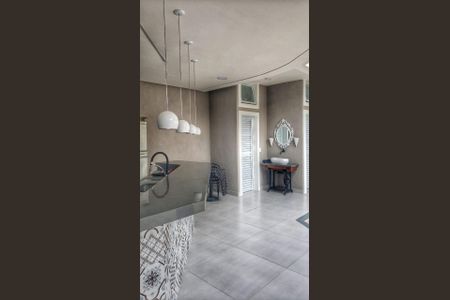 Casa de condomínio para alugar com 330m², 4 quartos e 4 vagas Casa de condomínio para alugar com 330m², 4 quartos e 4 vagasÁrea Externa