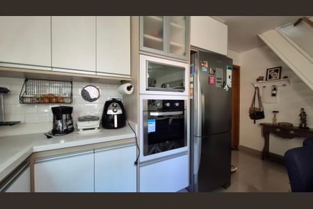 Apartamento à venda com 110m², 2 quartos e 2 vagasCozinha