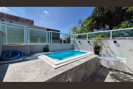 Apartamento à venda com 110m², 2 quartos e 2 vagasCobertura