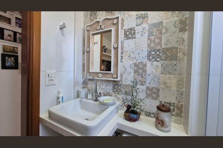 Apartamento à venda com 110m², 2 quartos e 2 vagasBanheiro