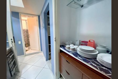 Apartamento para alugar com 250m², 3 quartos e sem vagaCozinha 1