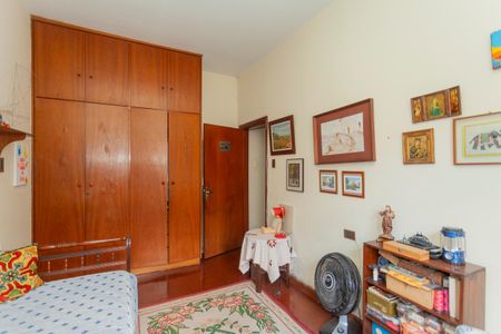Casa à venda com 190m², 3 quartos e 4 vagasQuarto 2