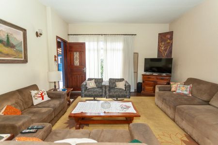 Sala de casa à venda com 3 quartos, 190m² em Vila Campo Grande, São Paulo