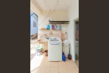 Casa à venda com 190m², 3 quartos e 4 vagasÁrea de Serviço