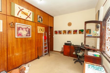 Casa à venda com 190m², 3 quartos e 4 vagasQuarto 