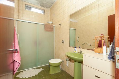 Casa à venda com 190m², 3 quartos e 4 vagasBanheiro