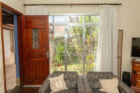 Casa à venda com 190m², 3 quartos e 4 vagasSala