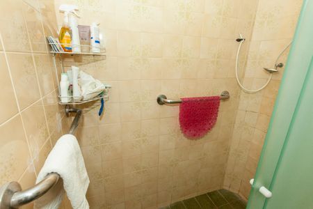 Casa à venda com 190m², 3 quartos e 4 vagasBanheiro