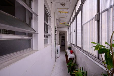 Apartamento à venda com 179m², 3 quartos e 1 vagaÁrea de Serviço