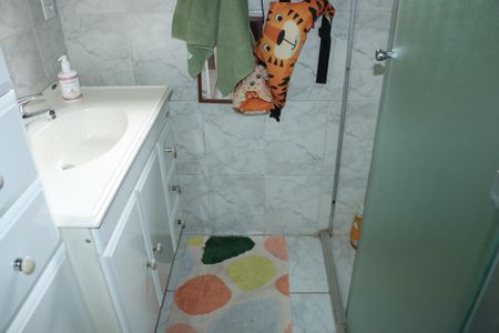 Casa de condomínio para alugar com 227m², 3 quartos e 2 vagasBanheiro do Quarto 2