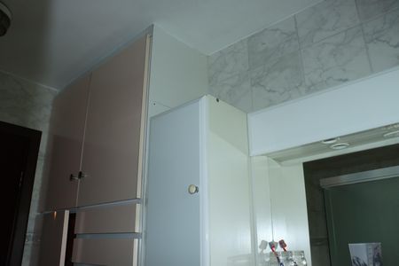 Casa de condomínio para alugar com 227m², 3 quartos e 2 vagasBanheiro do Quarto 2