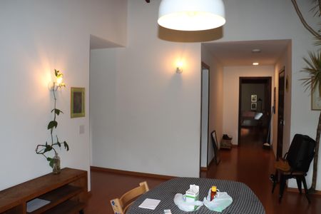 Sala de casa de condomínio para alugar com 3 quartos, 3824m² em Vila Santo Antônio, Cotia