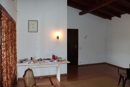 Casa de condomínio para alugar com 227m², 3 quartos e 2 vagasSala