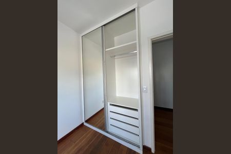 Apartamento à venda com 70m², 2 quartos e 1 vagaQuarto