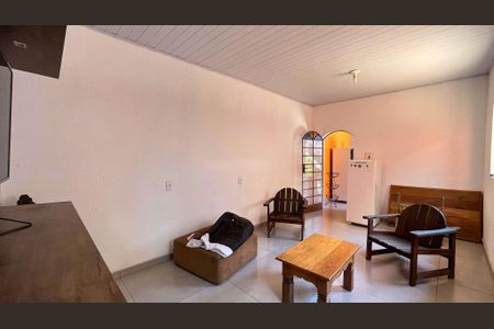 Casa à venda com 4 quartos, 244m² em Ouro Preto, Belo Horizonte