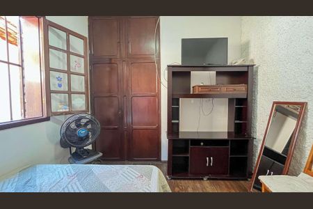 Casa à venda com 4 quartos, 244m² em Ouro Preto, Belo Horizonte