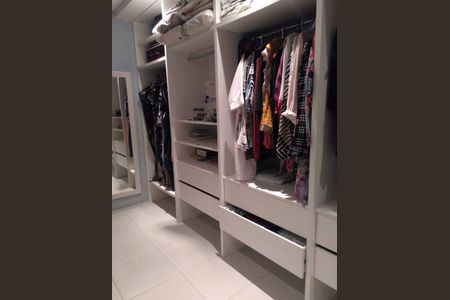 Casa à venda com 4 quartos, 350m² em Recreio dos Bandeirantes, Rio de Janeiro