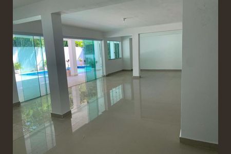 Casa à venda com 5 quartos, 1000m² em Barra da Tijuca, Rio de Janeiro