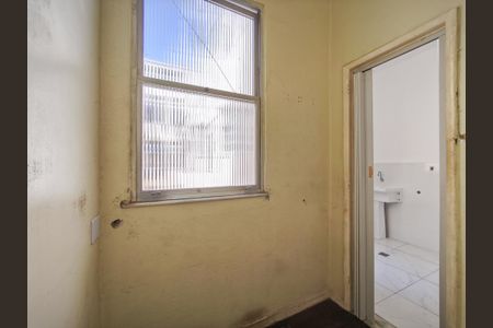 Apartamento à venda com 73m², 2 quartos e 1 vaga Apartamento à venda com 73m², 2 quartos e 1 vagaQuarto de Serviço