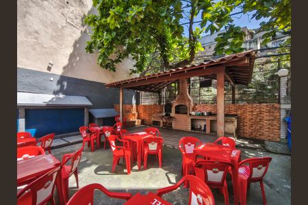 Apartamento à venda com 73m², 2 quartos e 1 vaga Apartamento à venda com 73m², 2 quartos e 1 vagaÁrea comum - Salão de festas