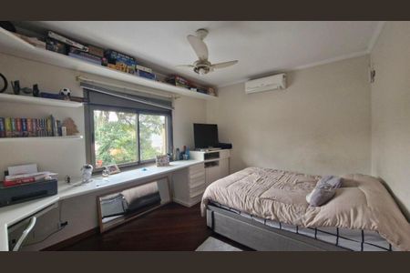 Casa de condomínio à venda com 290m², 4 quartos e 3 vagas