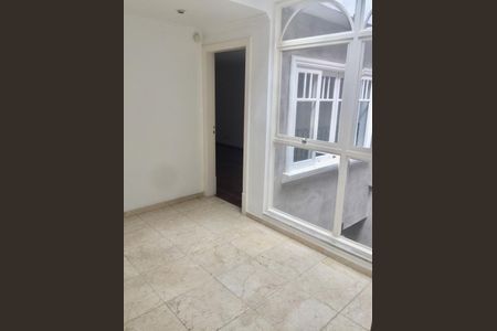 Casa à venda com 4 quartos, 400m² em Indianópolis, São Paulo