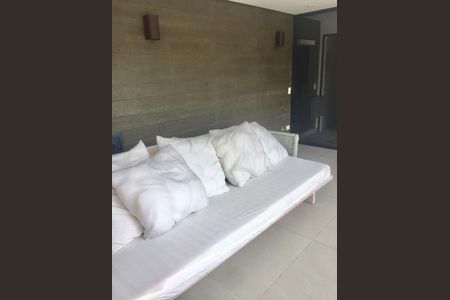 Casa à venda com 4 quartos, 400m² em Indianópolis, São Paulo