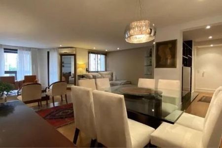 Apartamento à venda com 3 quartos, 161m² em Moema, São Paulo