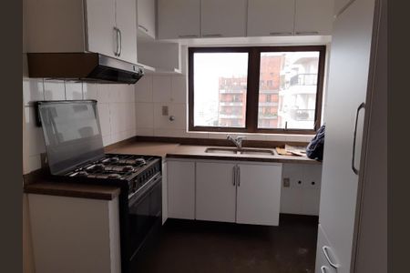 Apartamento para alugar com 3 quartos, 228m² em Santa Cecilia, São Paulo