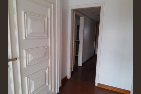 Apartamento para alugar com 3 quartos, 228m² em Santa Cecilia, São Paulo