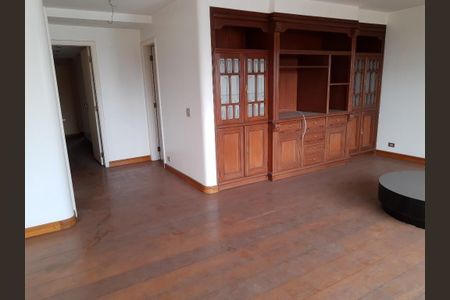 Apartamento para alugar com 3 quartos, 228m² em Santa Cecilia, São Paulo