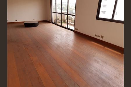 Apartamento para alugar com 3 quartos, 228m² em Santa Cecilia, São Paulo