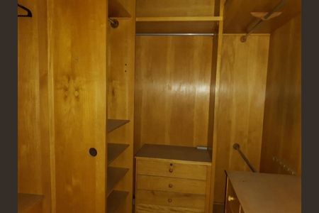 Apartamento para alugar com 3 quartos, 228m² em Santa Cecilia, São Paulo