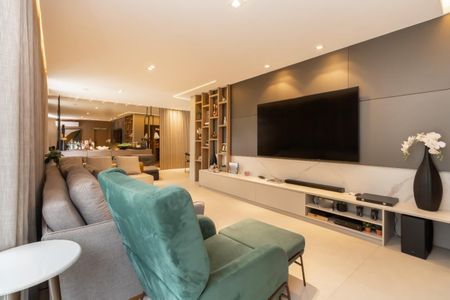 Casa à venda com 247m², 4 quartos e 2 vagas