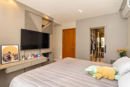 Casa à venda com 4 quartos, 247m² em Granja Julieta, São Paulo