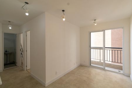 Sala/Cozinha de apartamento para alugar com 2 quartos, 36m² em Cidade Patriarca, São Paulo