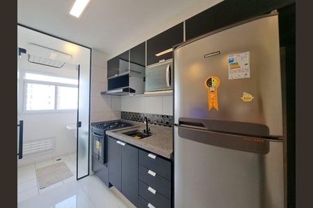 Cozinha de apartamento para alugar com 2 quartos, 52m² em Umuarama, Osasco