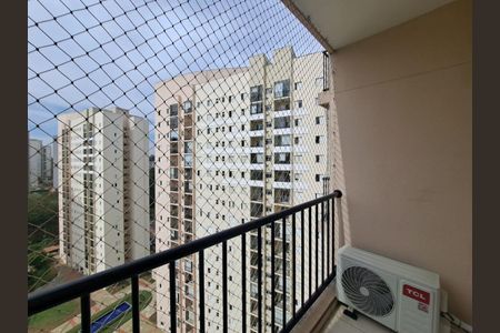 Vista de apartamento para alugar com 2 quartos, 52m² em Umuarama, Osasco