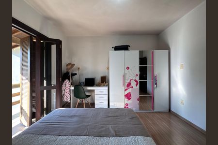 Casa à venda com 178m², 3 quartos e 2 vagas Casa à venda com 178m², 3 quartos e 2 vagasQuarto 2